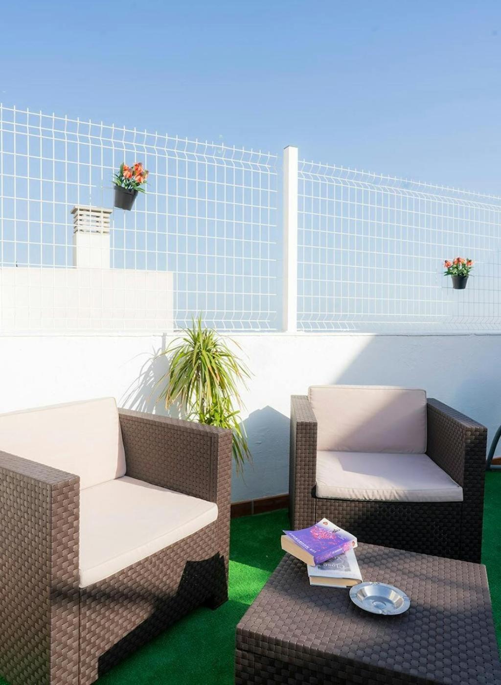 Bonito Apartamento Con Terraza - Pedregalejo Playa Málaga Eksteriør bilde