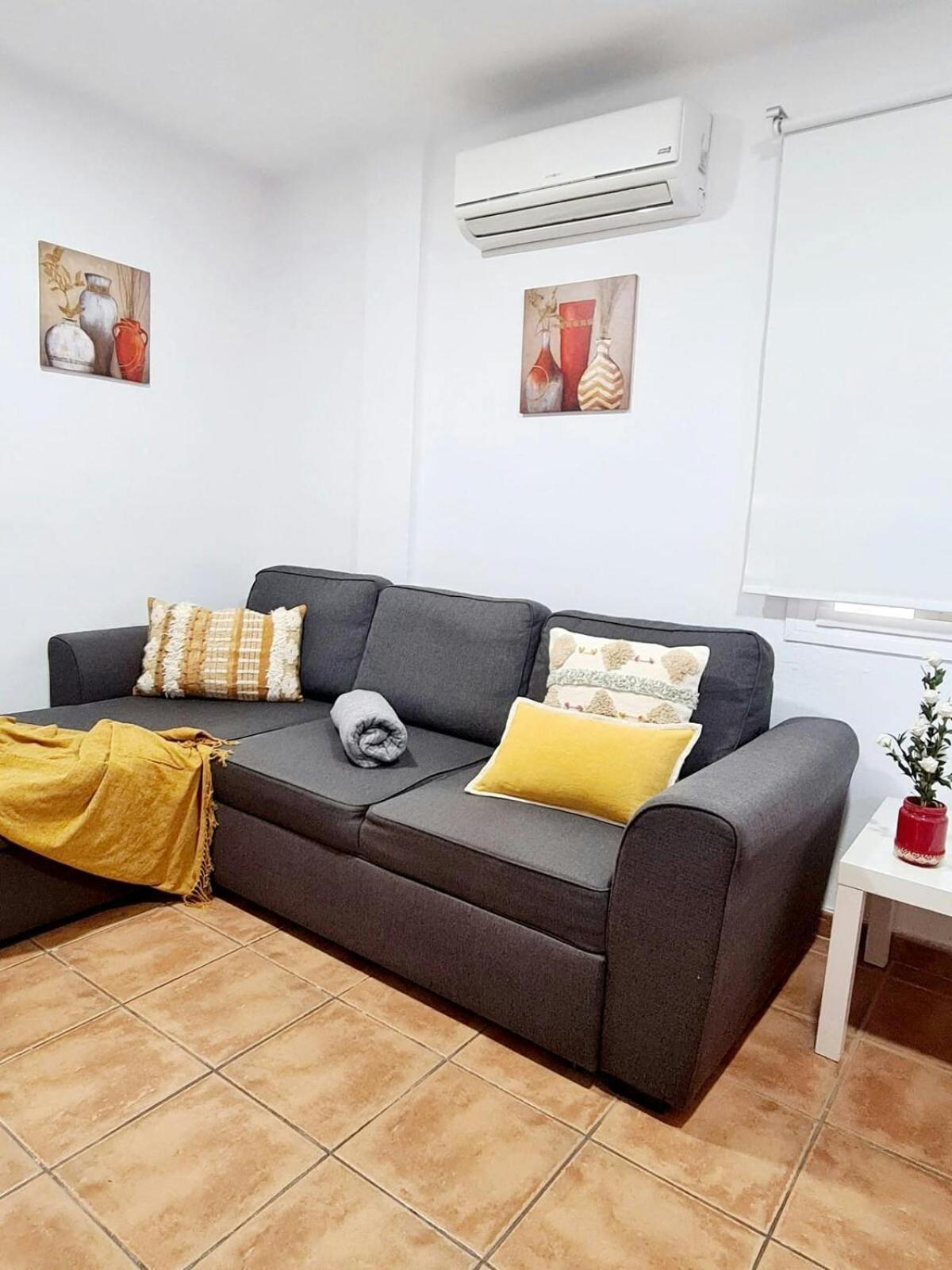 Bonito Apartamento Con Terraza - Pedregalejo Playa Málaga Eksteriør bilde